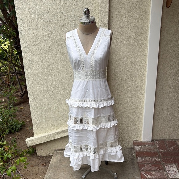 Antonio Melani gorgeous crisp white midi tiered dress - Picture 2 of 13